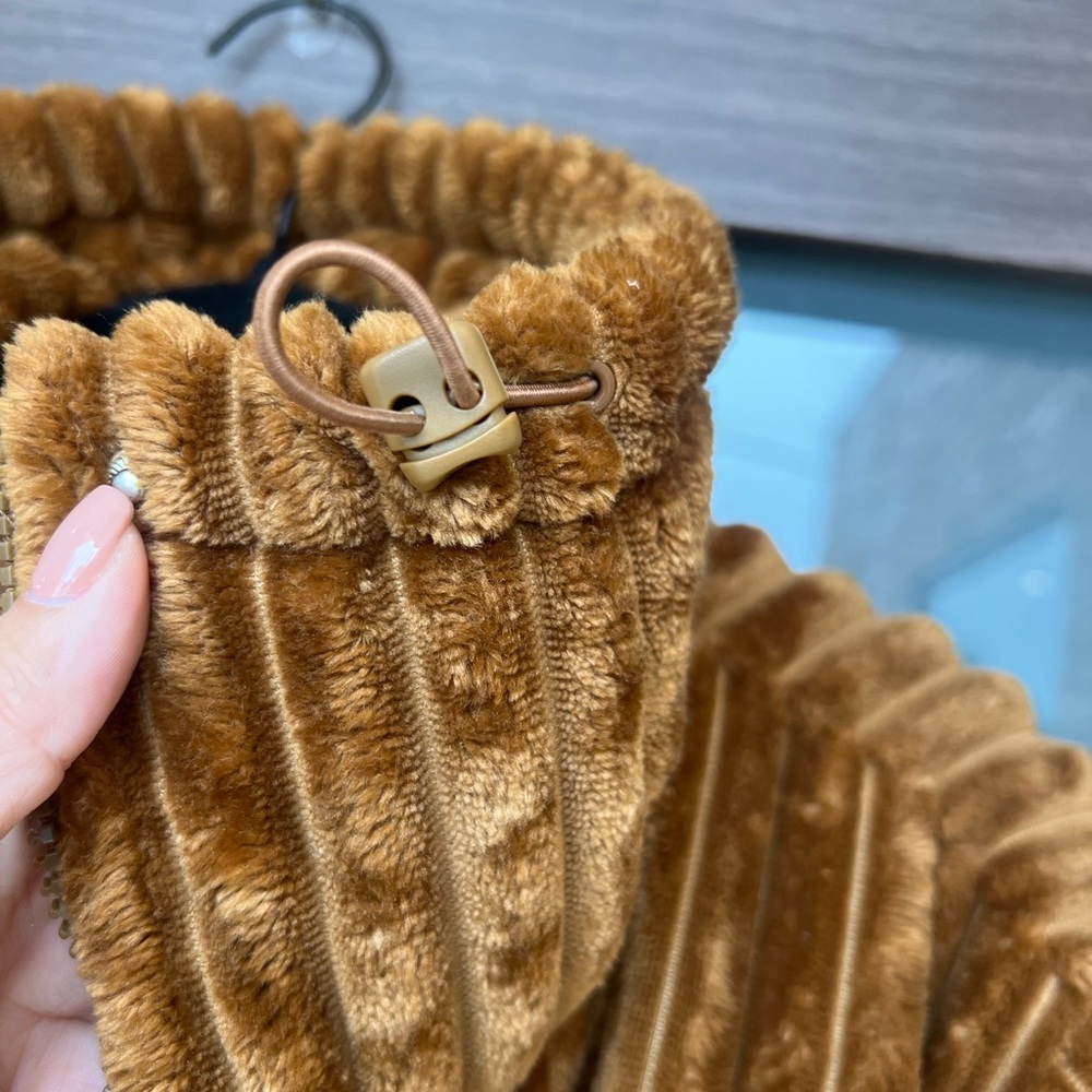 BDG Tan Ribbed Puff Jacket Size Small - Picture 7 of 13